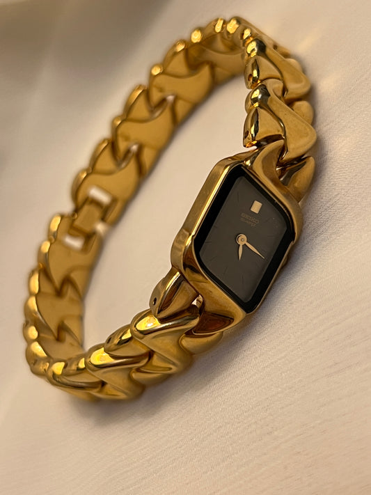 ساعة يابانية Seiko