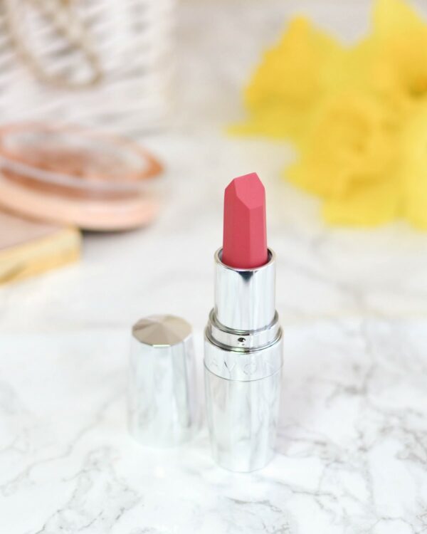 Avon True Matte Legend Lipstick Flawless 1